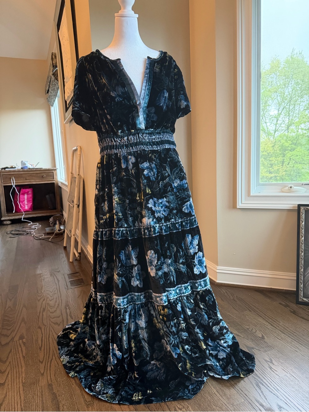 Anthropologie Women's Floral Velvet Maxi Dress - Blue Black